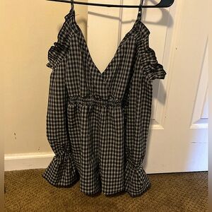 Prettylittlething plaid dress skort in size 6